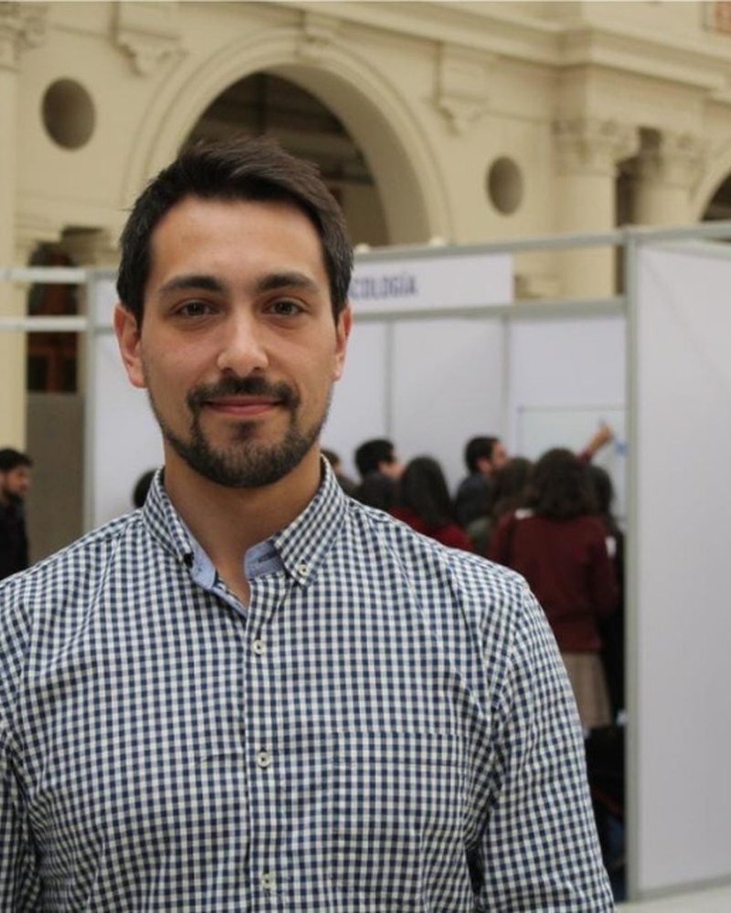 Dr. Gonzalo Valdivia