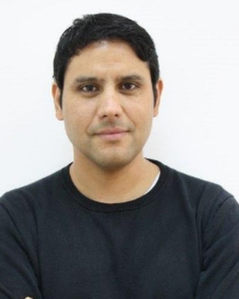 Dr. Paulo Barraza